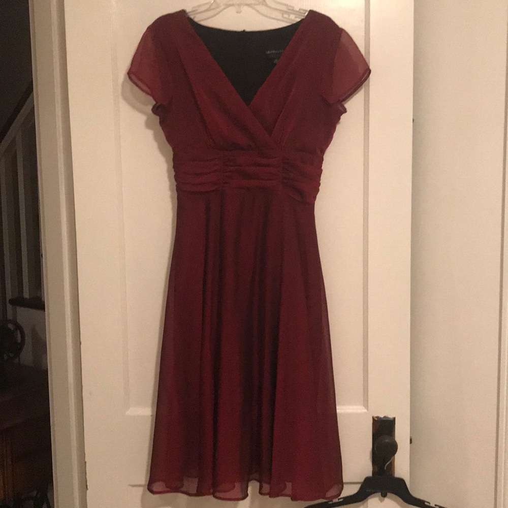 Deep red dress- worn twice! Zip closure.